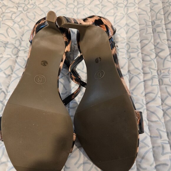 Worthington Patent Leopard Ankle Strap Sandal Heels - Picture 7 of 8